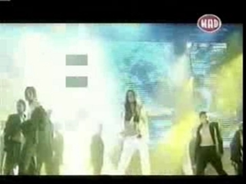 Anna Vissi - Eisai (Video Awards 2004)