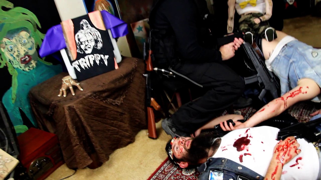 TRIPPY The Clown Gun Deal goes wrong