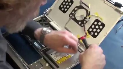 SUA CHUA SAC MACBOOK PRO O DAU UY TIN,0938505050