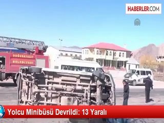 Yolcu Minibüsü Devrildi: 13 Yaralı