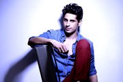 Meet Sidharth, the new serial kisser!