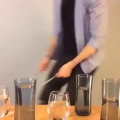 Aime si tu trouves qu'il gère !