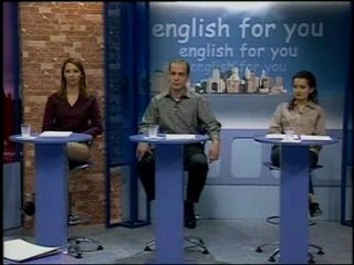 CD 01 (ENGLISH FOR LOW LEVELS)_1