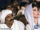 Asif Ali Zardari Nai Benazir Bhutto ki Jewlery Maang lee,,,,,