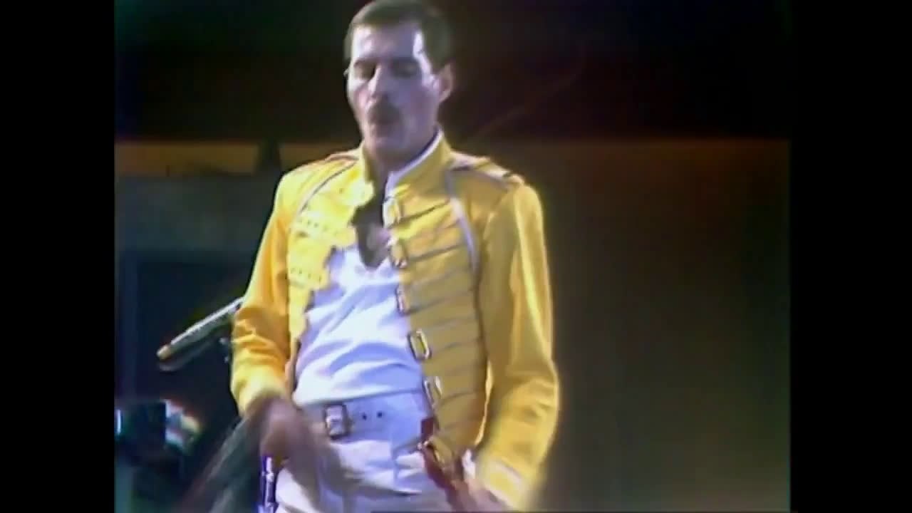 Queen - Seven seas of rhye live at Wembley