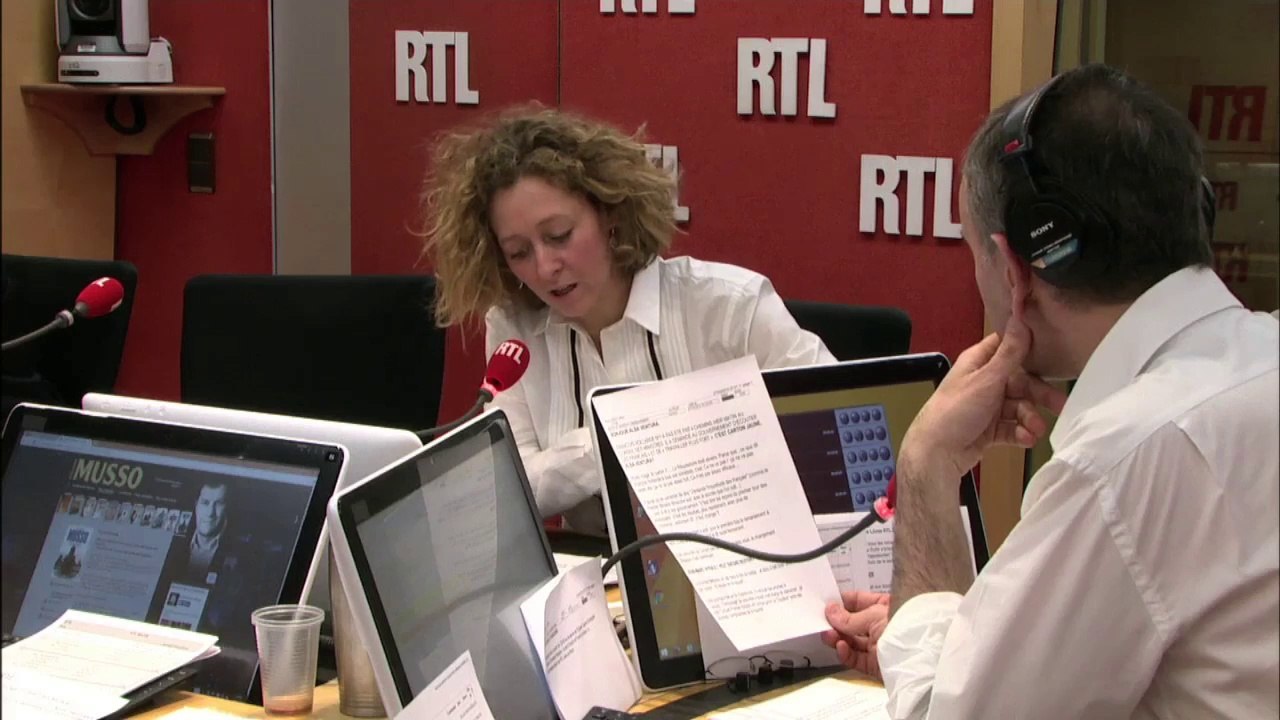 Hollande préfère changer d'équipe que de politique