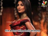 Slim & Sexy Shilpa Shetty On Ramp | Hindi Hot Latest News | Tarun Tahiliani Fashion Show