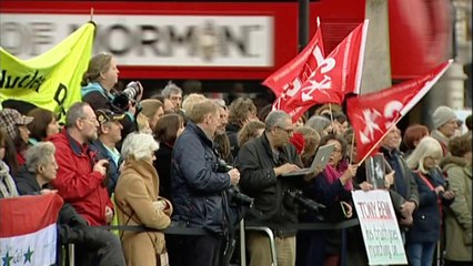 MPs, family and celebrities turn out for Tony Benn's funeral