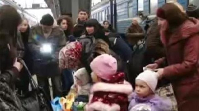 Crimea's Muslim Tatars flee for Ukraine