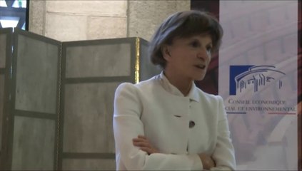 Michèle Delaunay s'exprime sur la loi de programmation de la société au vieillissement
