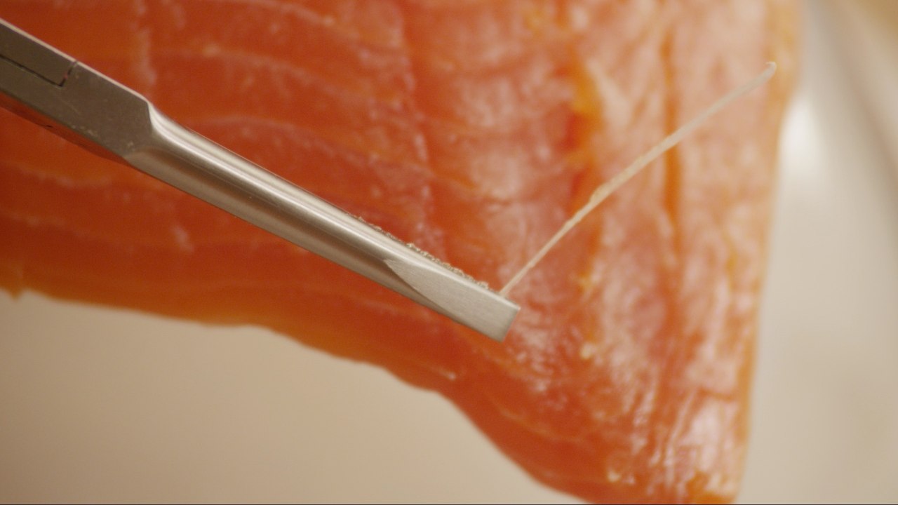 How to de-bone a fish fillet