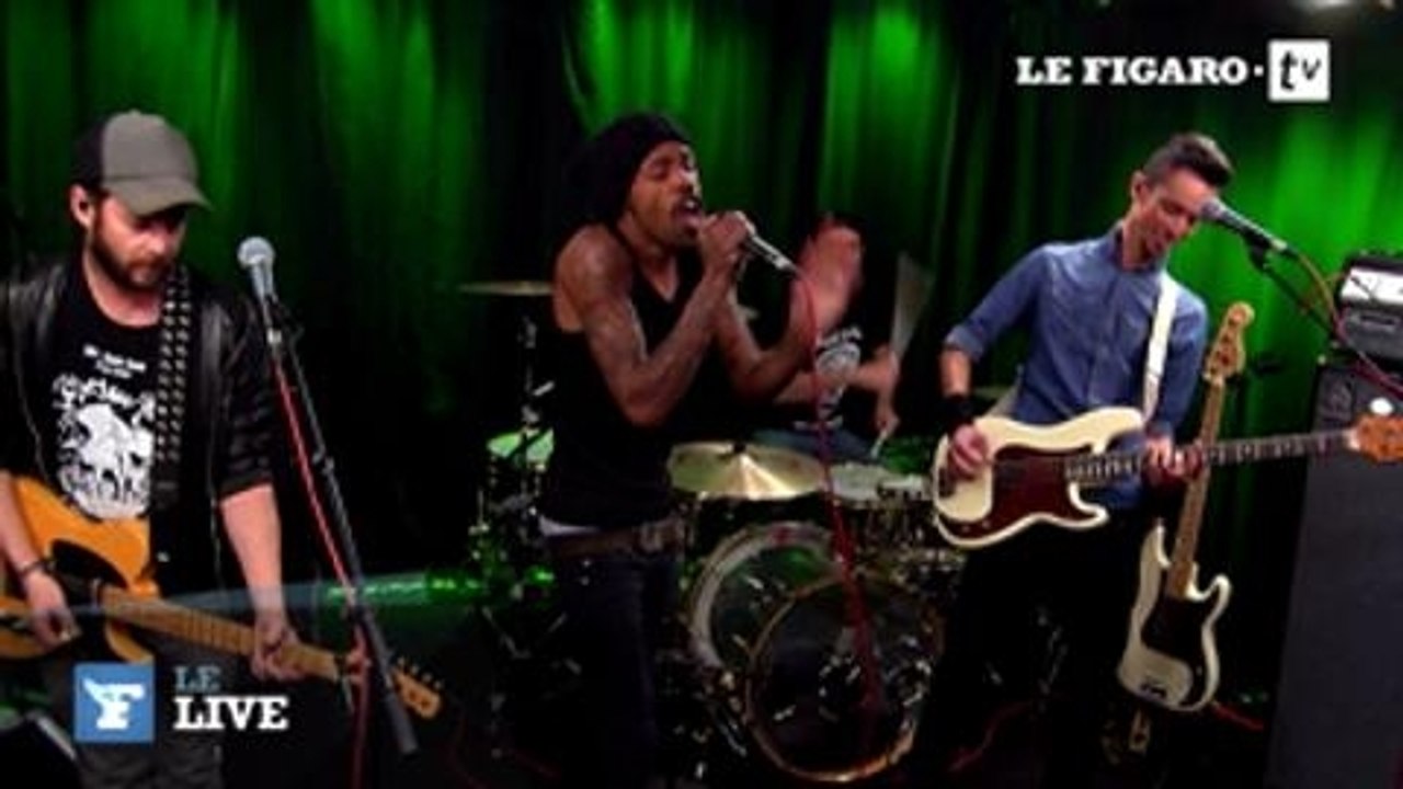 Skip The Use  - « Nameless World »