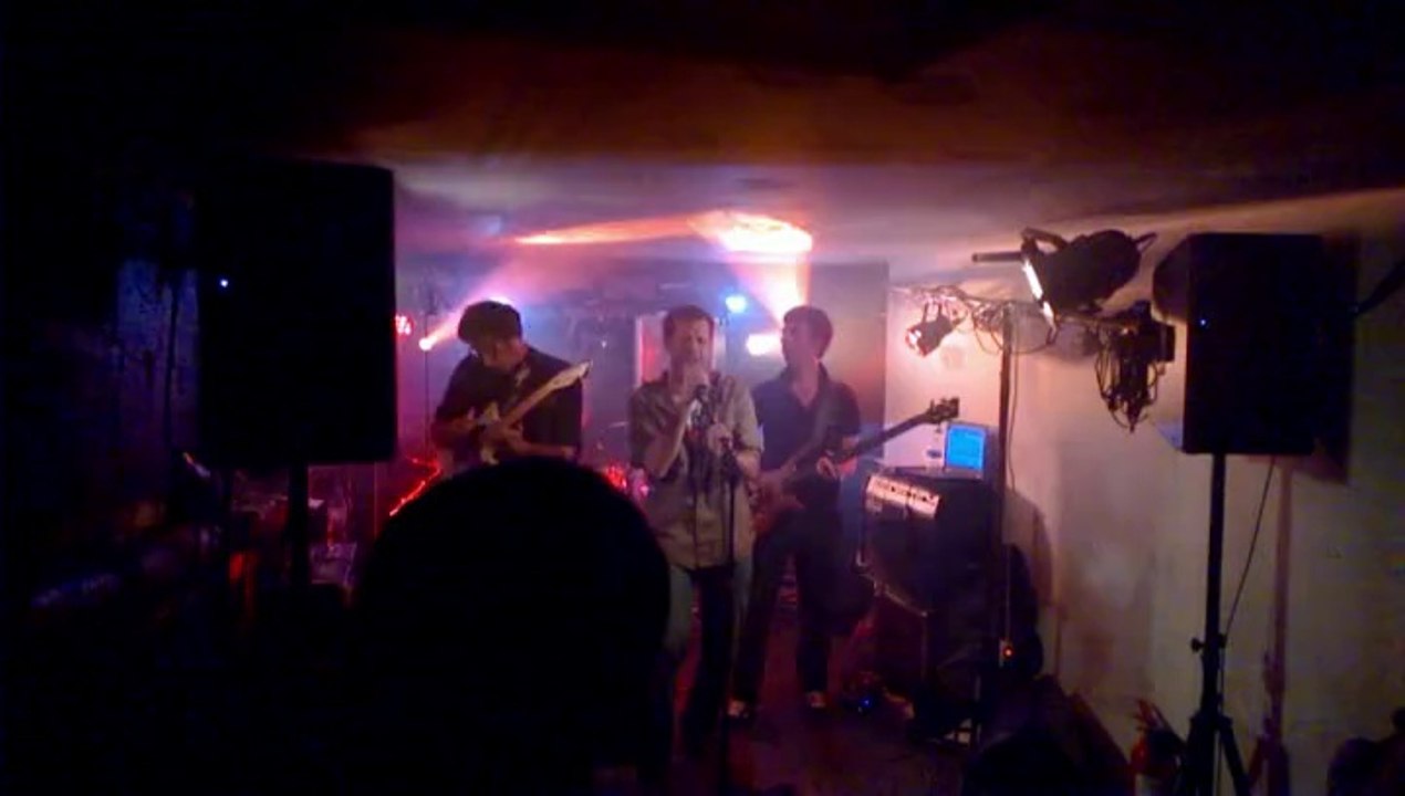 Wake up live - Le Buzz (25_02_14)