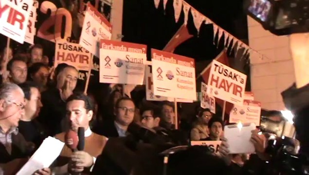 Haşim İşcan Kültür Merkezi'nde TÜSAK protestosu