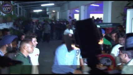 Salman Khan's SCOOTER RIDE at O Teri Special Screening