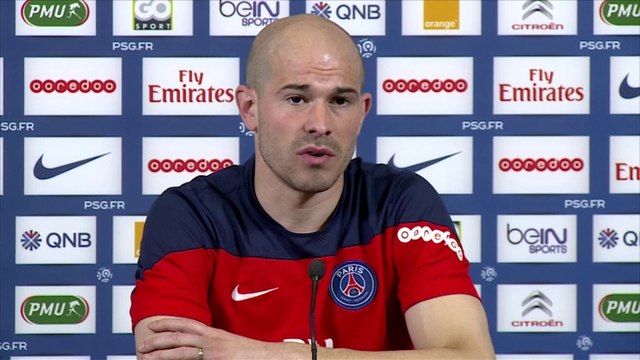 PSG - Jallet défend Ménez