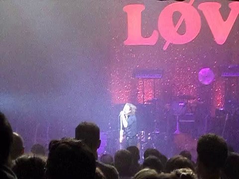 julien doré - i need someone like you (live folies bergères 15 mars 2014)