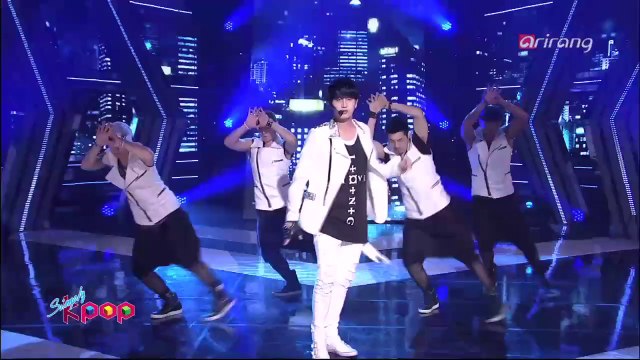 Simply K-Pop Ep015C12 Heo Young-saeng-Crying