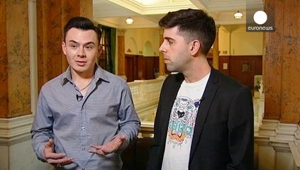 İngiltere'de eşcinsel çiftlerin düğün heyecanı