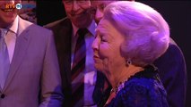 Prinses Beatrix geniet van experimenteel Prins Claus Concert - RTV Noord