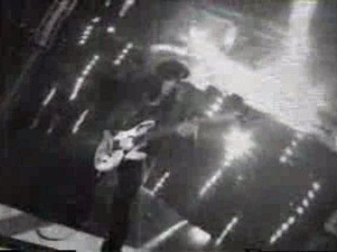 Motley Crue - Shout At The Devil 97