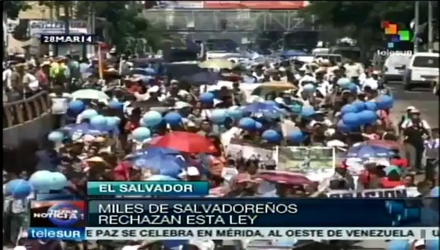 Salvadoreños se movilizan para exigir que no se privatice el agua