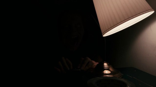 Lights Out - Who's There Film Challenge (2013) from David F. Sandberg on Vimeo