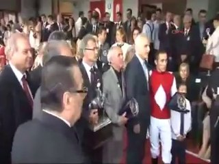 Gazi koşusunda taksim protestosu