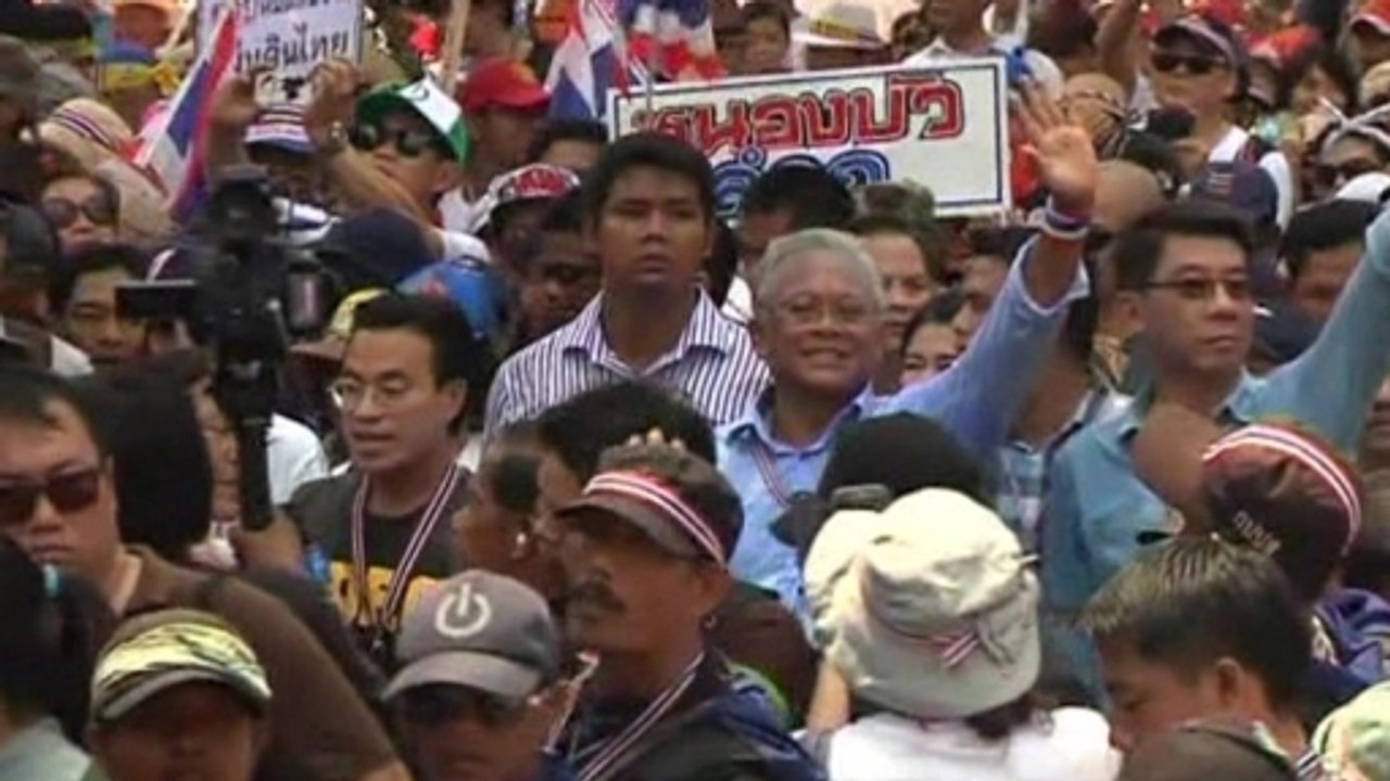 Thai protesters march in Bangkok to campaign for pre-election reform