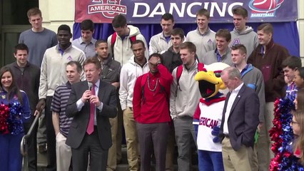 لاعبو كرة السلة في الجامعات الأميركية يطالبون بأجور