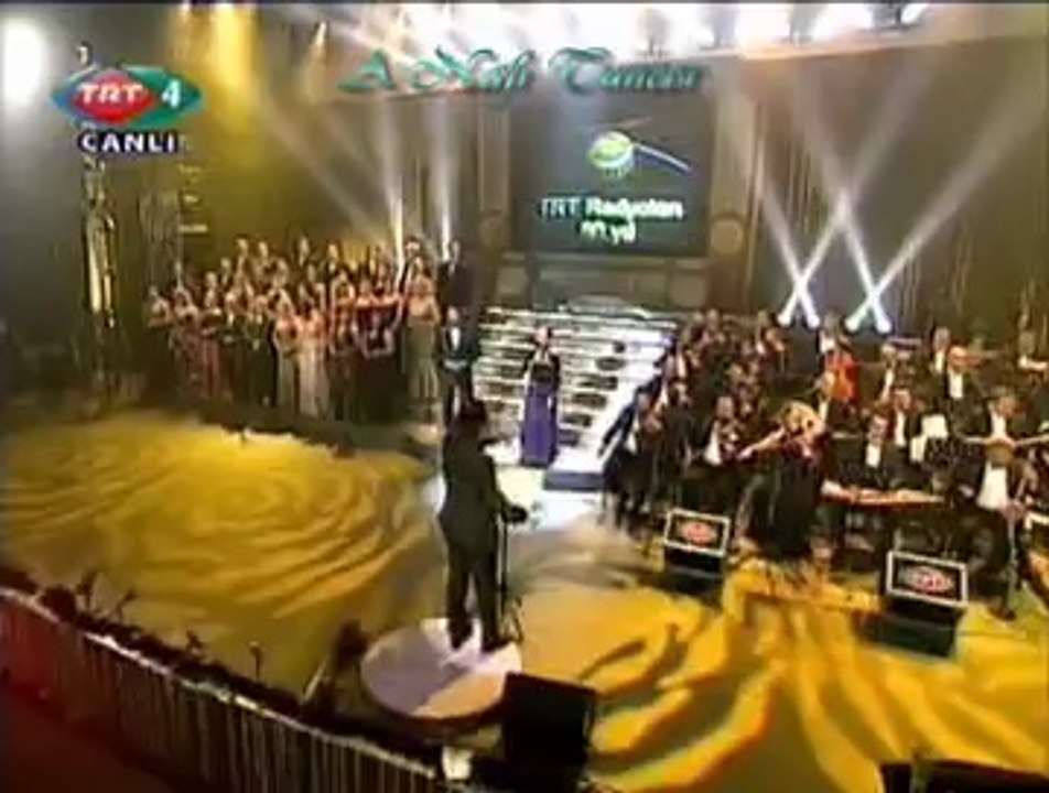 Makbule KAYA & Mehmet Ali ÇAKAR-Sobalarında Kuru Da Meşe Yanıyor Efem (1)