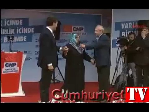 Sarıgül reklamındaki o teyze miting alanında: Oyum Sarıgül'e