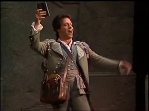 LARGO AL FACTOTUM - da Il Barbiere di Siviglia di Gioacchino Rossini