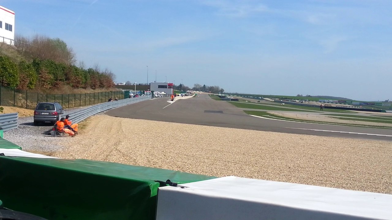 Side car F1 Sebastien Seret & Rodrigue Circuit de Mettet 29/03/2014 bout de ligne droite + virage