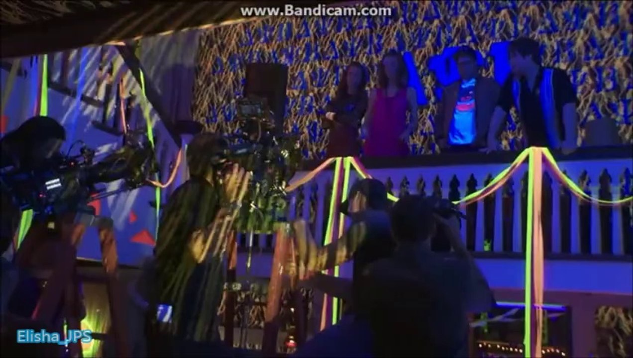 NEIGHBORS - BEHIND THE SCENES