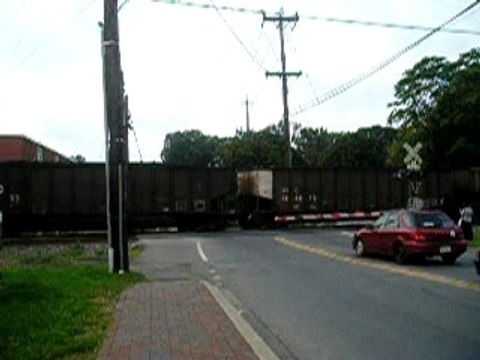 CSX Coal Train passes Gaithersburg