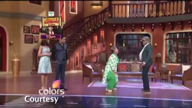 Varun, Ileana on 'Comedy Nights With Kapil' - IANS India Videos