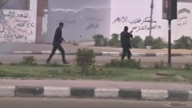 Pro-Muslim Brotherhood student protest turns violent in Cairo