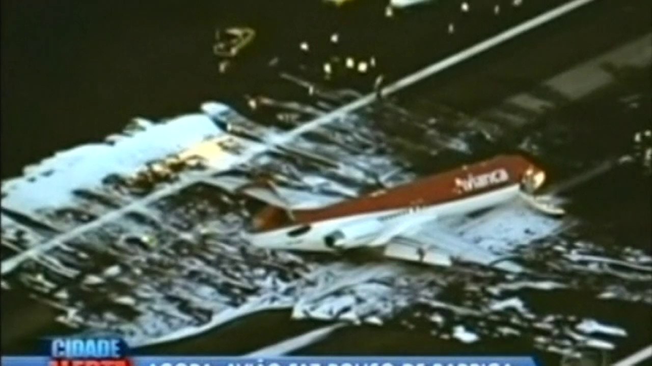Lucky escape as plane crash lands without front...