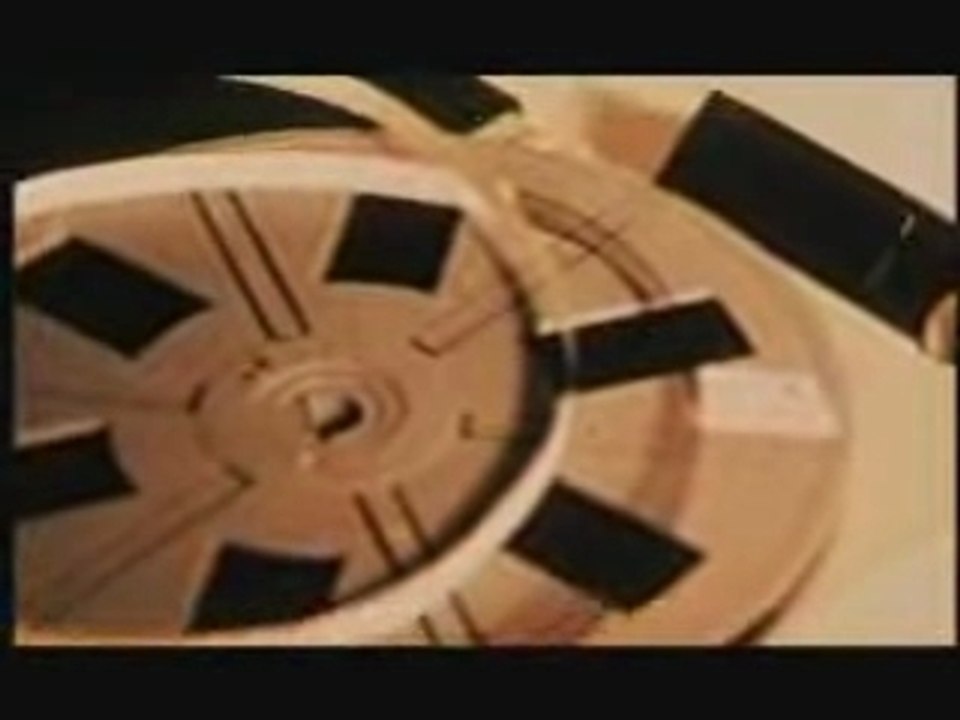 extrait dvd LES YEUX BROUILLES