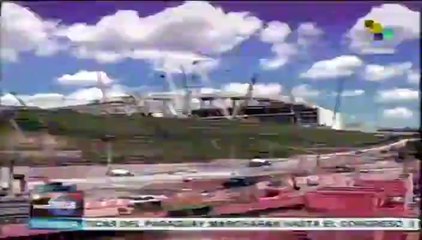 Construcción de estadio de futbol en Sao Paulo cobra una vida más