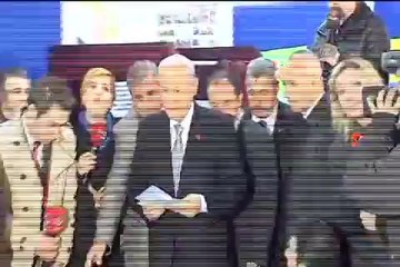 Siyasiler oy kullanmak için sandığa gitti