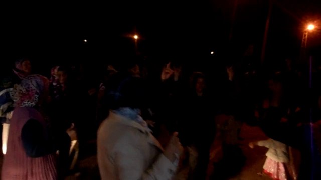 SEÇİM ÖNCESİ ZAFER KUTLAMASI BAKLAN ÇAKIRLAR DA MHP ÇAL BELEDİYE BAŞKANI FETHİ AKCAN