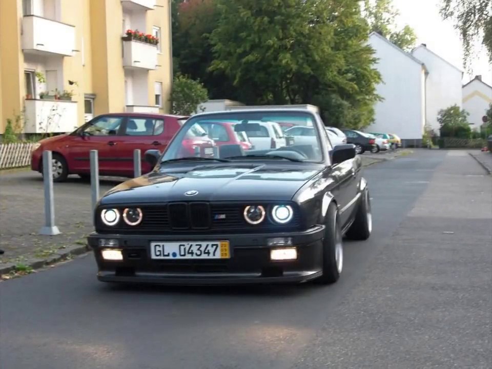 BMW E30 325 Cabrio M-Technik 1
