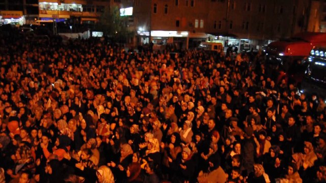 Boyabat'ta Ak Parti zaferine dua ile başladı