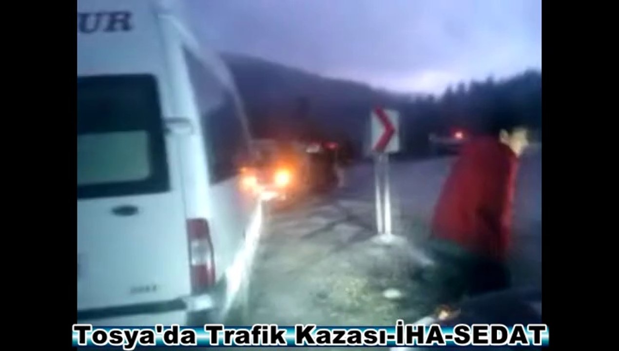 Tosya'da Trafik Kazasında 6 kişi Yaralandı