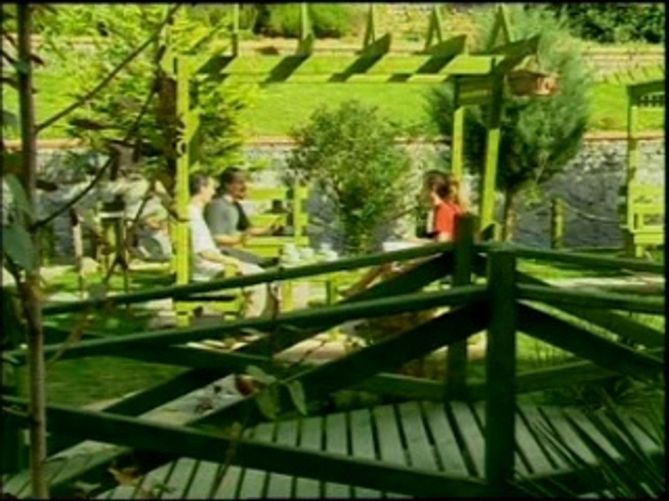 CD 23 (ENGLISH FOR LOW LEVELS)_4