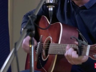 Telekinesis Performs "Lean On Me"