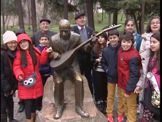 Ozan İsa Koç ile Aşık Veysel'in Sazının Tamiri