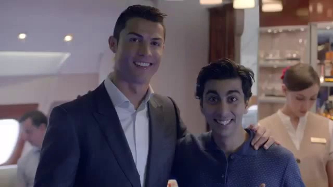 Quand  Cristiano Ronaldo et Pelé font la pub pour Emirates